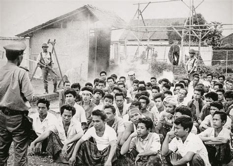 Le Massacre de 1965-1966, une période sombre dans l’histoire indonésienne marquée par la violence politique et les purges anticommunistes.